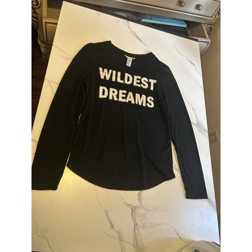 Women’s Small Black Wildest Dreams Long Sleeve Graphic Top Just Be